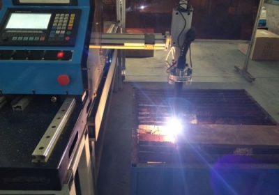 Strong machine body 1500*6000mm plasma cutting machine